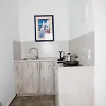 아파트 Argiris Kamári