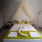 Argiris Apartman *