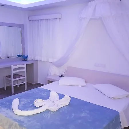 Apartment Argiris Kamari (Santorini)