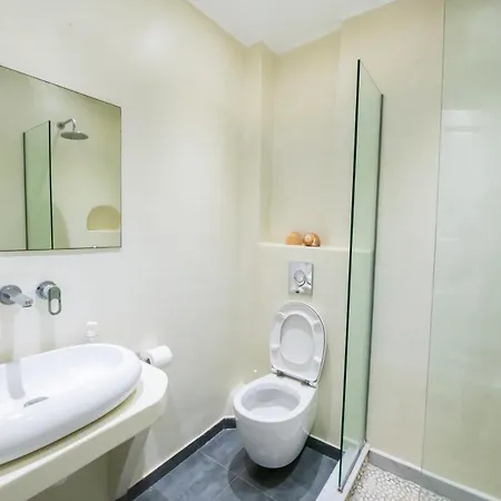 Argiris Kamari (Santorini)