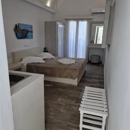 Argiris * Kamari (Santorini)