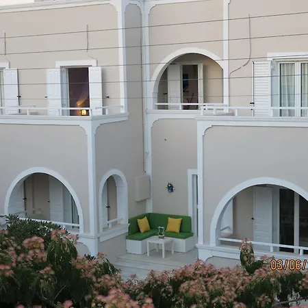 Apartament Argiris *