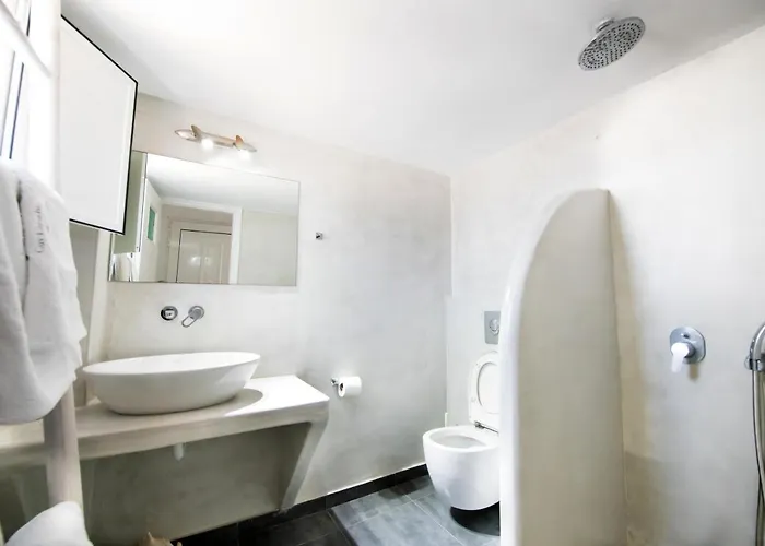 استوديوهات أرغيريس * Kamári