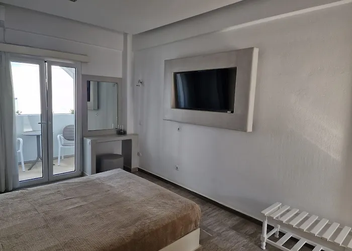 استوديوهات أرغيريس * Kamári