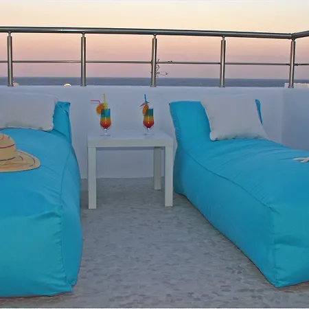 アパート アルギリス スタジオス *