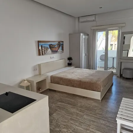 アルギリス スタジオス Kamári