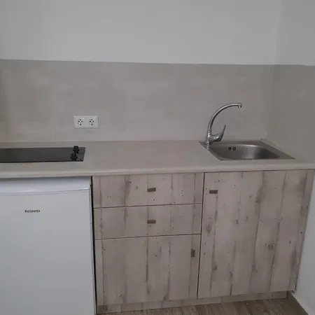 アルギリス スタジオス *